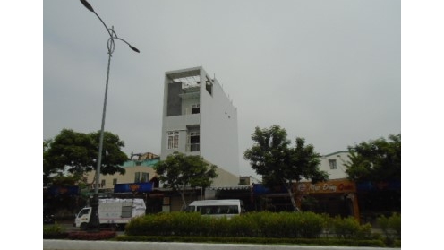 Cho thuê nhà Đà Nẵng nguyên tòa nhà lớn phù hợp làm văn phòng, trụ sở công ty