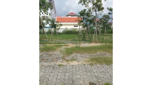 Bán 2 lô đất liền kề MT đường Hồ Xuân Hương xây nhà nghỉ, khách sạn 