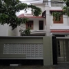 Bán biệt thự 3 tầng, 180m2, đường rộng 5.5m thuộc Hòa Cường