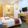 Khách sạn gần biển, đường Phạm Văn Đồng, 17 phòng, kinh doanh tốt