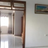 Nhà hiện đại, 5 phòng, sân rộng, gần biển đường Thế Lữ 