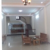 Cho thuê nhà đường Phan Tứ 2 tầng gần biển và MT khu phố đêm sầm uất