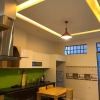 Cho thuê nhà MT 3 tầng 7 PN 9 WC đường Lê Văn Hiến