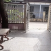 Cho thuê nhà kiệt ô tô nguyên căn 2T, 4PN, 2WC, Có sân rộng rãi phù hợp ở giá chỉ 15tr/tháng