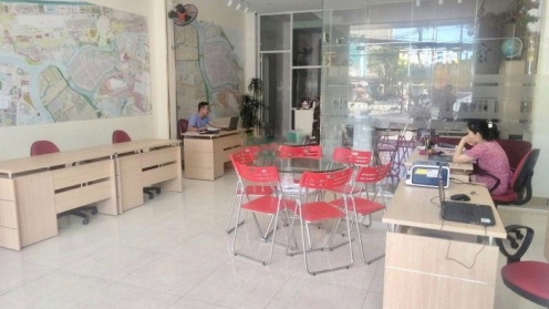Cho thuê nhà 2,5 tầng đường Nguyễn Văn Thoại thích hợp kinh doanh nhà hàng, spa…