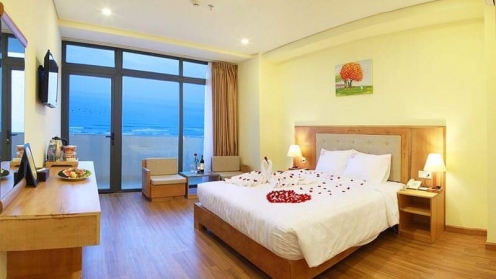 Cho thuê khách sạn 6  tầng đường Hà Bổng  diện tích 102m2 giá chỉ 55tr/ tháng